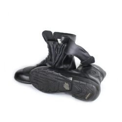 Probiker Short Touring black leather motorcycle boots, size 42 — like-new short touring boots with Drygate waterproof membrane, reinforced toe and heel protection, and classic design offering comfort and durability.