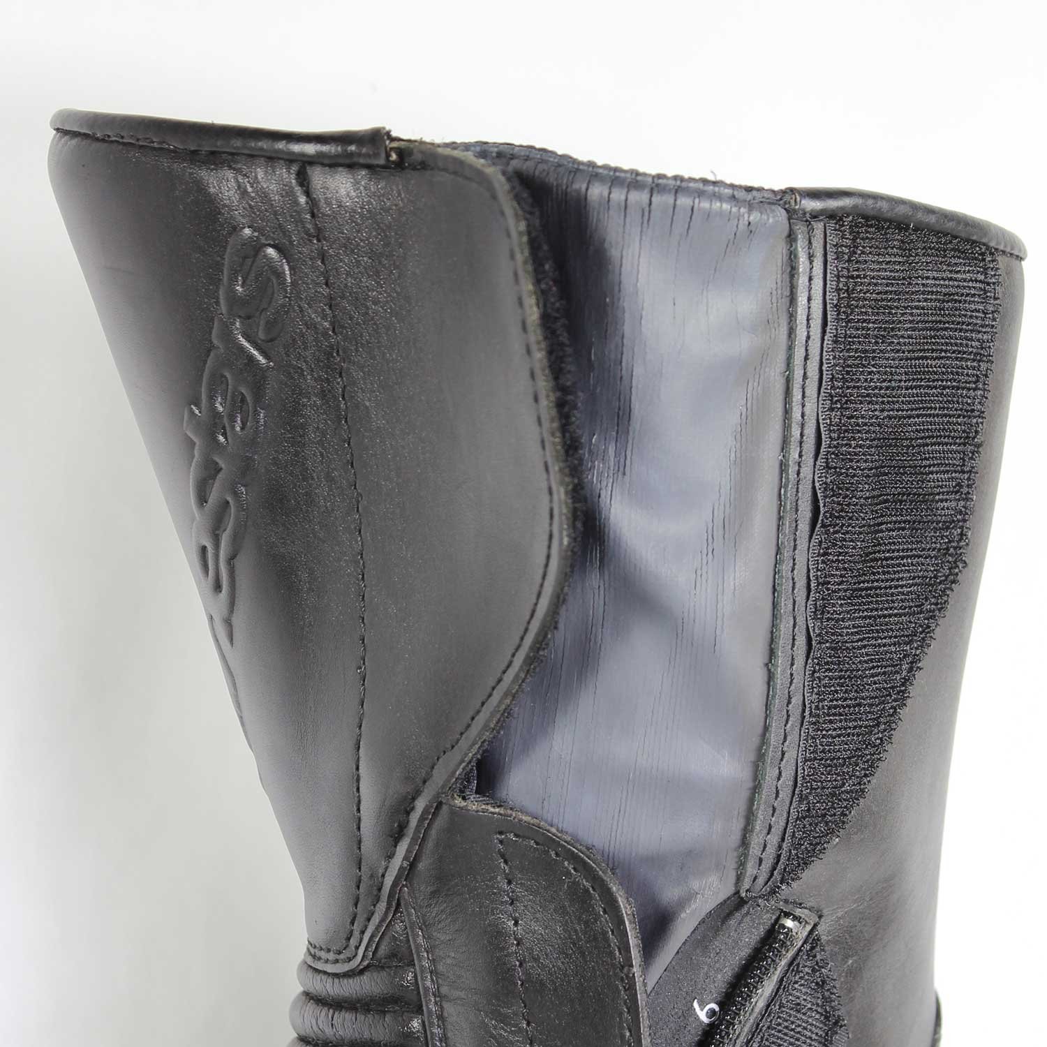 A pair of black leather Alpinestars Touring Classic boots in size 39. The boots feature a Gore-Tex waterproof membrane and protective reinforcements on the toes, shin, ankles, and heel, along with a reinforced sole, gear lever protection, and rear reflectors. They show minor wear marks.