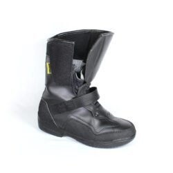 A pair of black leather Hein Gericke Bullson Cycko touring boots in size 37. They feature a Shettex waterproof membrane and protection for the toes, shin, ankles, and heel, with a reinforced sole. The boots show some wear marks, including a deep scratch on the side of the left boot.