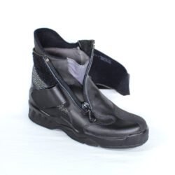 A pair of black leather Daytona short boots in size 39, in like-new condition. The boots feature a Climate waterproof membrane and protective reinforcements on the toes, heels, ankles, and a reinforced sole with gear and brake lever protection.