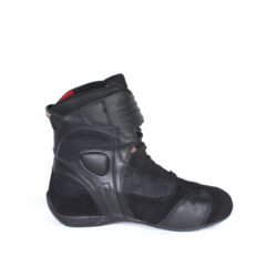 TCX X-Cube WR black leather motorcycle boots, size 39 — mid-height street and casual boots with Gore-Tex waterproof membrane, reinforced toe, ankle, and heel protection, flexible thin sole, and very good condition with minor wear marks.