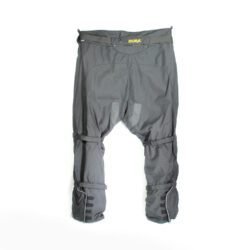 Size: 6XL / 27 (145-160 cm waist diameter, stretch) Polo all weather riding pants. These pants offer multiple pockets. They also are made of the Cordura textile, which is very robust against abrasion. They also have membrane ventilation system in case you ride during a hot day but also a themal lining for the colder days.The trouser comes with it's own belt for a perfect fit and also offer multiple other adjustments. Styling: Touring / Street. Materials: Textile. Color: Black. Condition: Very good. Protection: Hips. Waterproofing: Yes* (PoloTex membrane. We highly recommend to re-impregnate the garment with a specific water-repellent spray for better result). To take into consideration: The pants show minor wear marks.